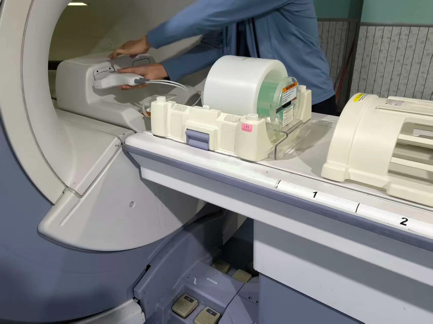 GE Optima MR360 1.5T MRI Multi-System Parts Support and Service Coordination — project image 7 thumbnail